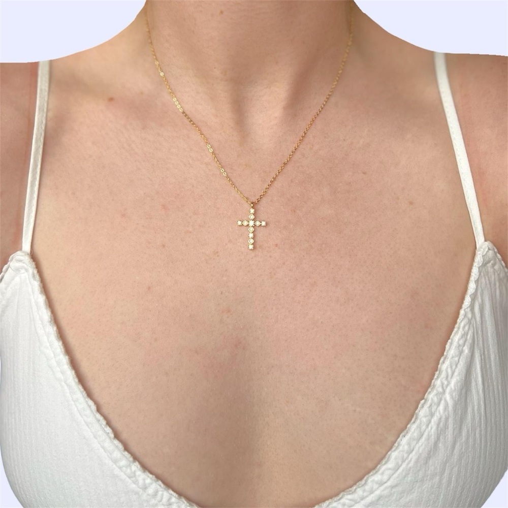 Gold Sparkly Cubic Zirconium Cross Necklace✝️